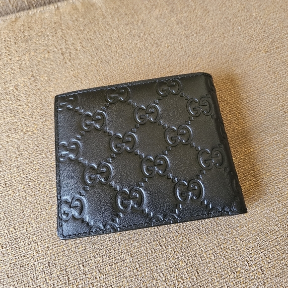 Gucci Leather Black Wallet - Picture 2 of 15